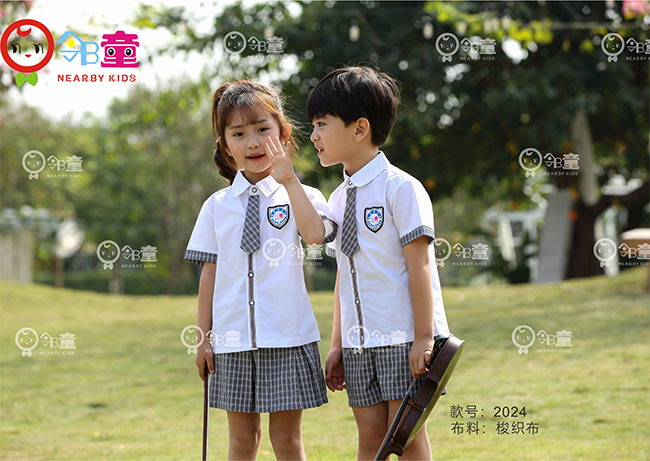 夏季最新款幼兒園園服，清爽脫俗班服