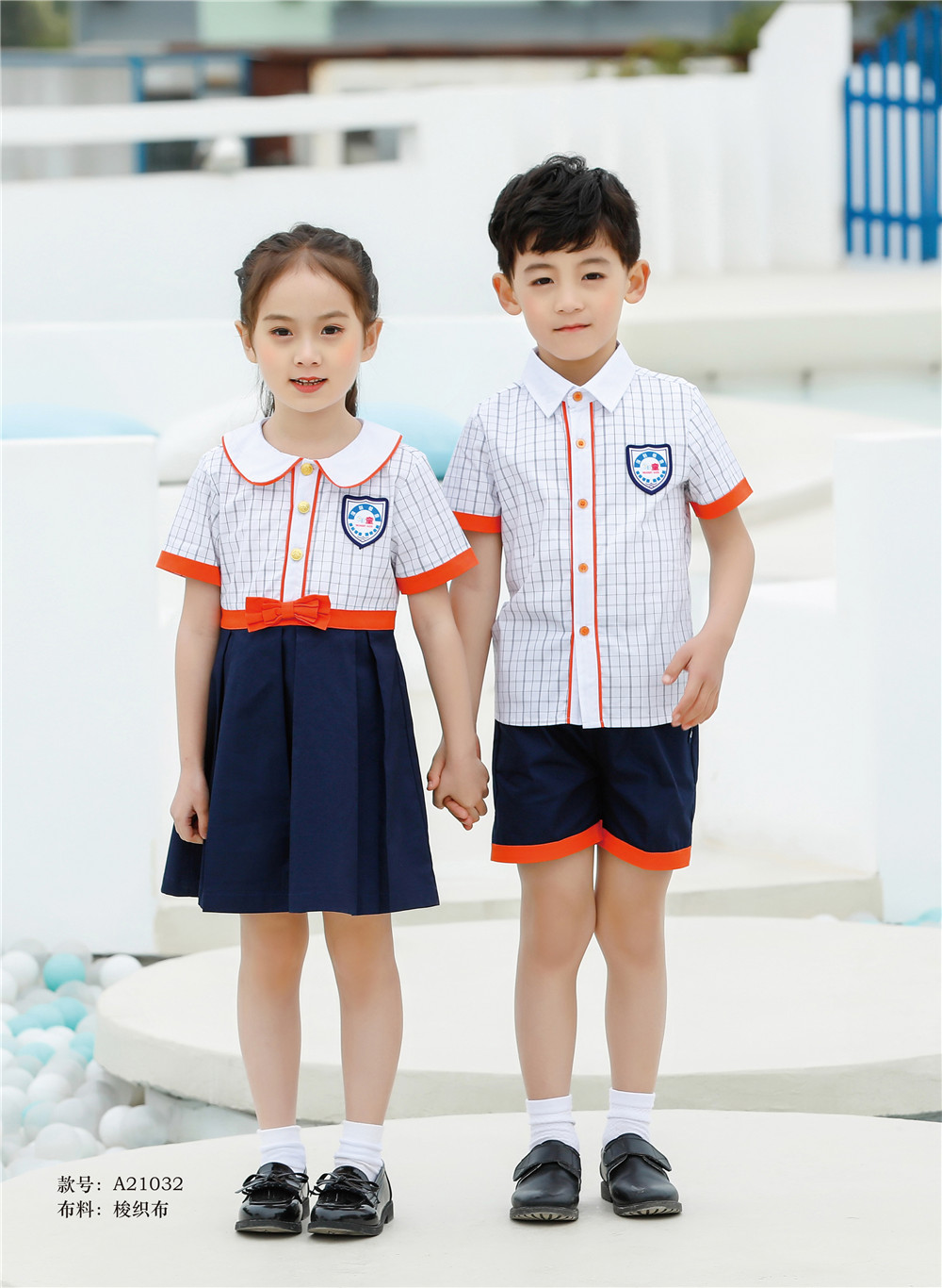 橙色時尚幼兒園小禮服，眼前一亮的感覺